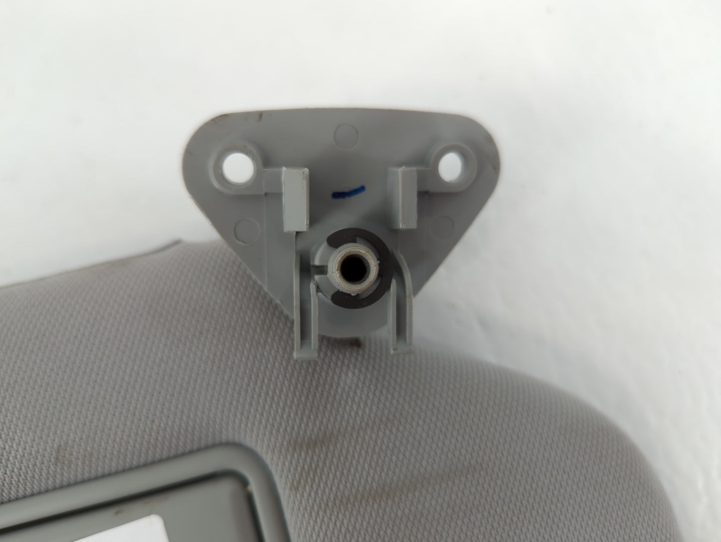 2016-2017 Mitsubishi Outlander Sport Sun Visor Shade Replacement Passenger Right Mirror Fits Fits 2016 2017 OEM Used Auto Pa