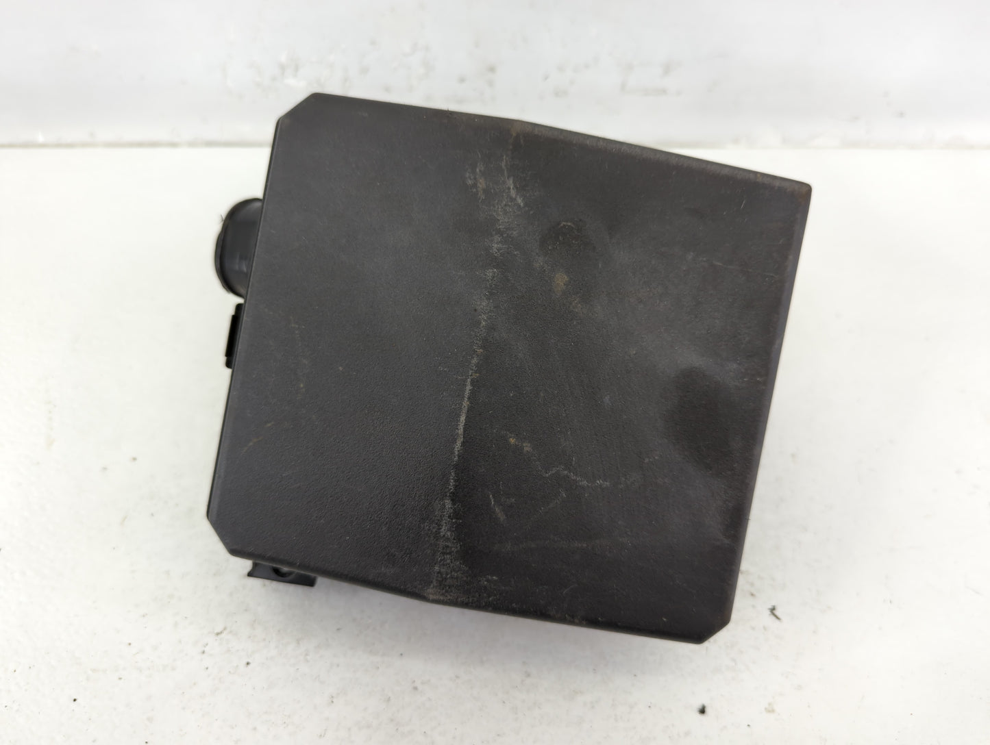 2012-2017 Mitsubishi Outlander Sport Fusebox Fuse Box Panel Relay Module P/N:8565A268 Fits Fits 2012 2013 2014 2015 2016 201