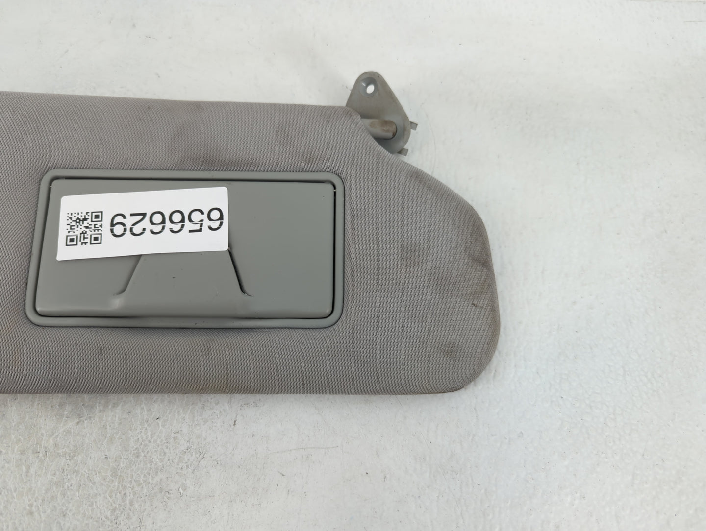 2016-2017 Mitsubishi Outlander Sport Sun Visor Shade Replacement Passenger Right Mirror Fits Fits 2016 2017 OEM Used Auto Pa