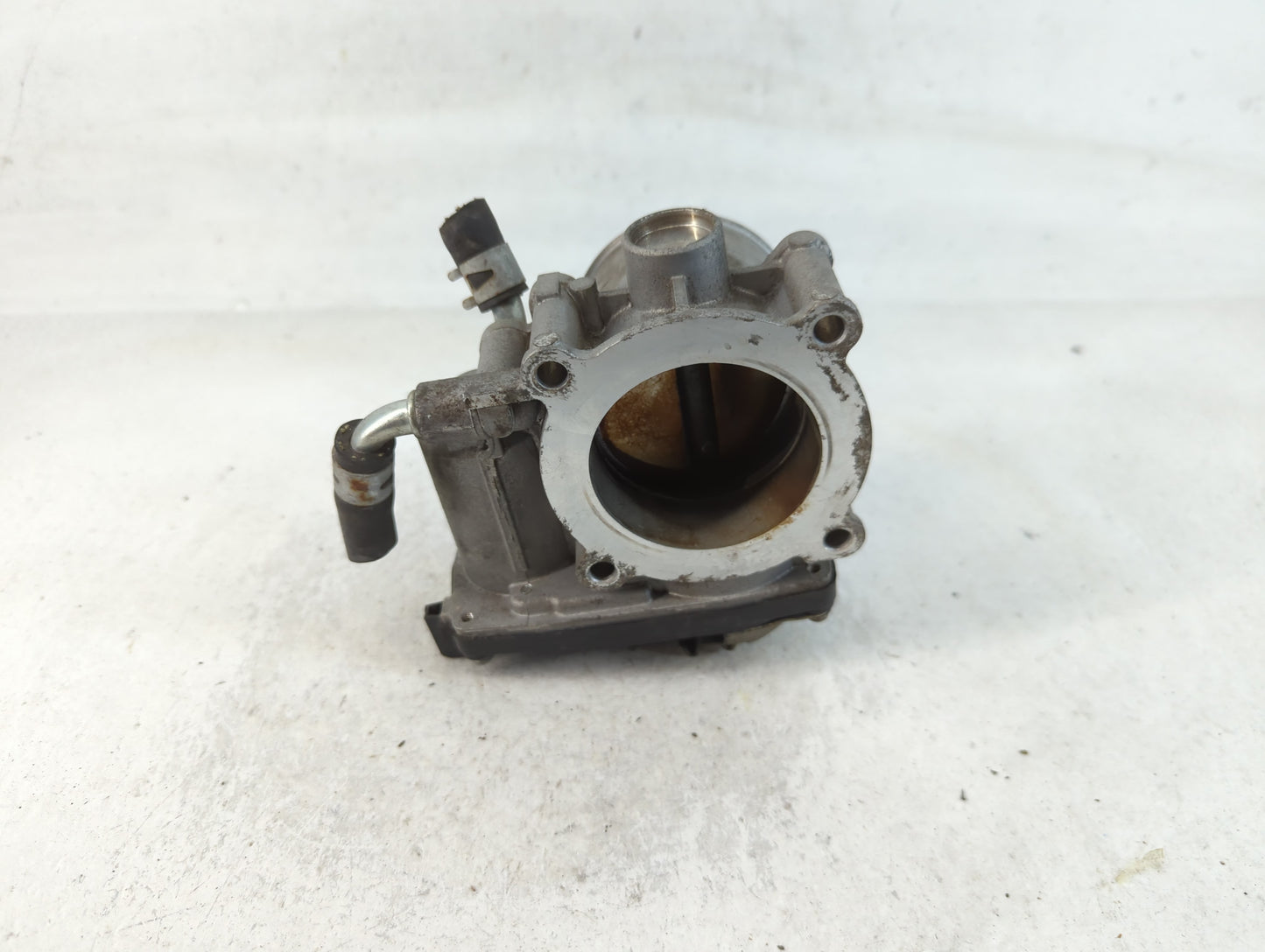 2013-2017 Mitsubishi Outlander Sport Throttle Body P/N:67021 Fits Fits 2013 2014 2015 2016 2017 OEM Used Auto Parts - Oemuse