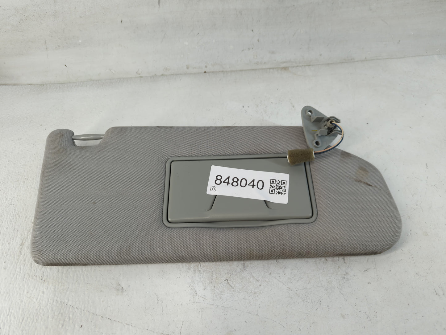 2016-2017 Mitsubishi Outlander Sport Sun Visor Shade Replacement Passenger Right Mirror Fits Fits 2016 2017 OEM Used Auto Pa