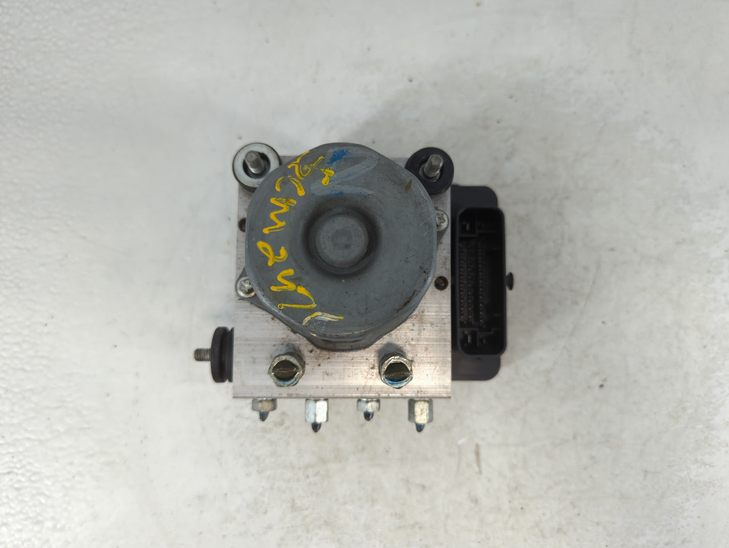 2017-2018 Nissan Altima ABS Pump Control Module Replacement P/N:47660 9HU0A Fits Fits 2017 2018 OEM Used Auto Parts - Oemuse