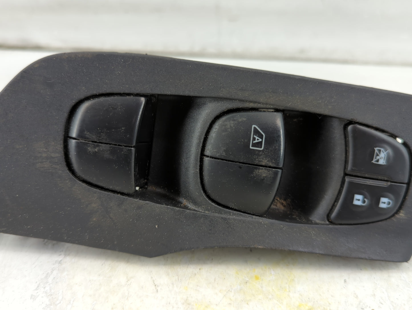 2013-2018 Nissan Altima Master Power Window Switch Replacement Driver Side Left P/N:25401 3TA5A Fits OEM Used Auto Parts - O