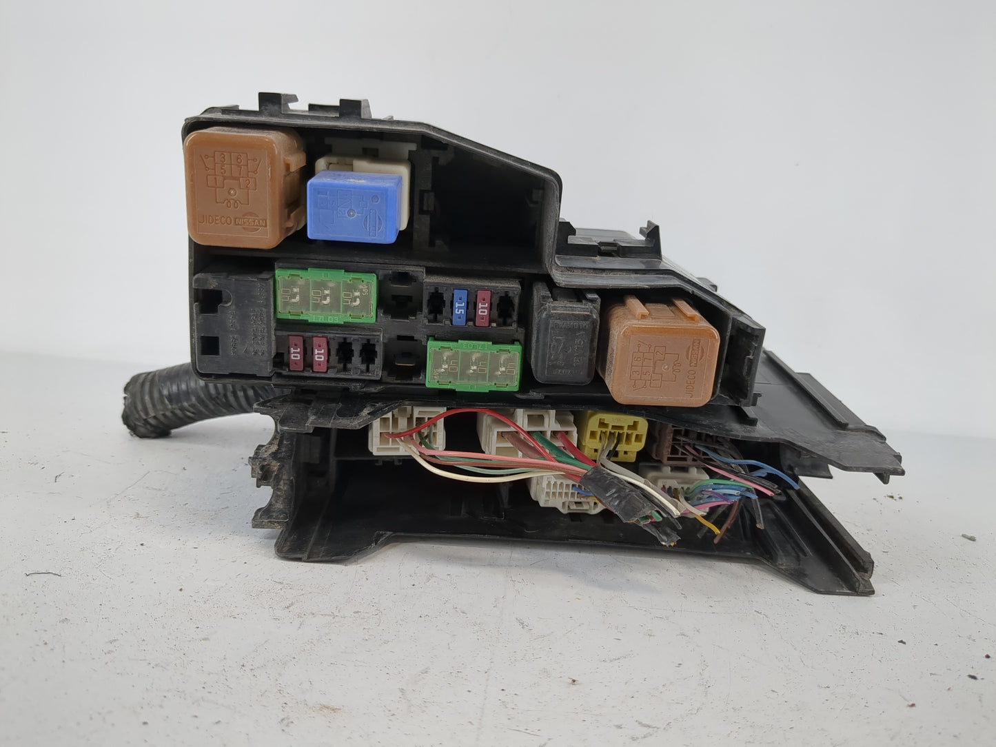 2018 Nissan Altima Fusebox Fuse Box Panel Relay Module P/N:7254-5763-30 Fits OEM Used Auto Parts - Oemusedautoparts1.com
