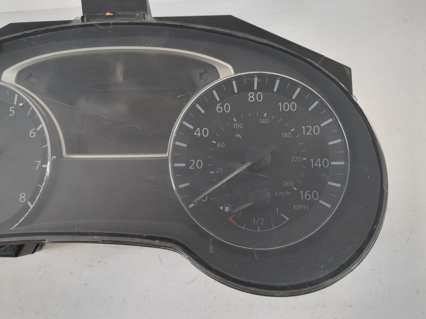 2018 Nissan Altima Instrument Cluster Speedometer Gauges P/N:24810 9HU8A 6H 24810 9HU8A Fits OEM Used Auto Parts - Oemusedau