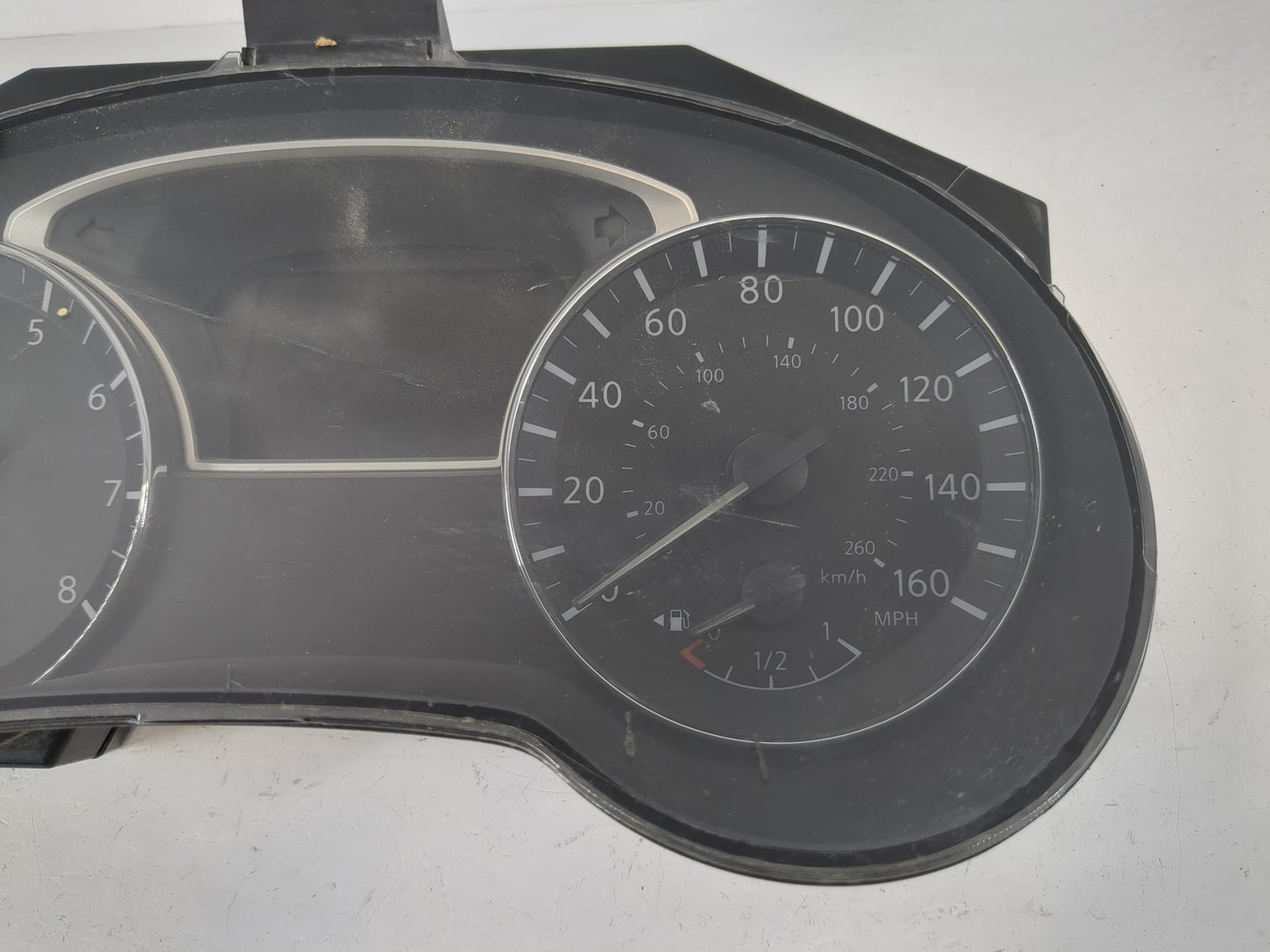2018 Nissan Altima Instrument Cluster Speedometer Gauges P/N:24810 9HU8A 6H 24810 9HU8A Fits OEM Used Auto Parts - Oemusedau