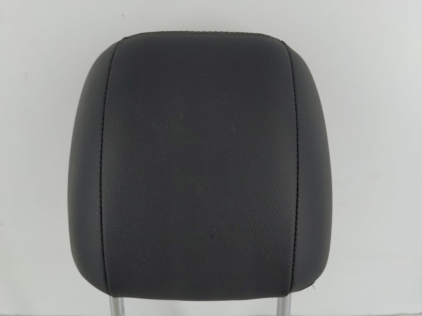2018 Nissan Altima Headrest Head Rest Front Driver Passenger Seat Fits OEM Used Auto Parts - Oemusedautoparts1.com