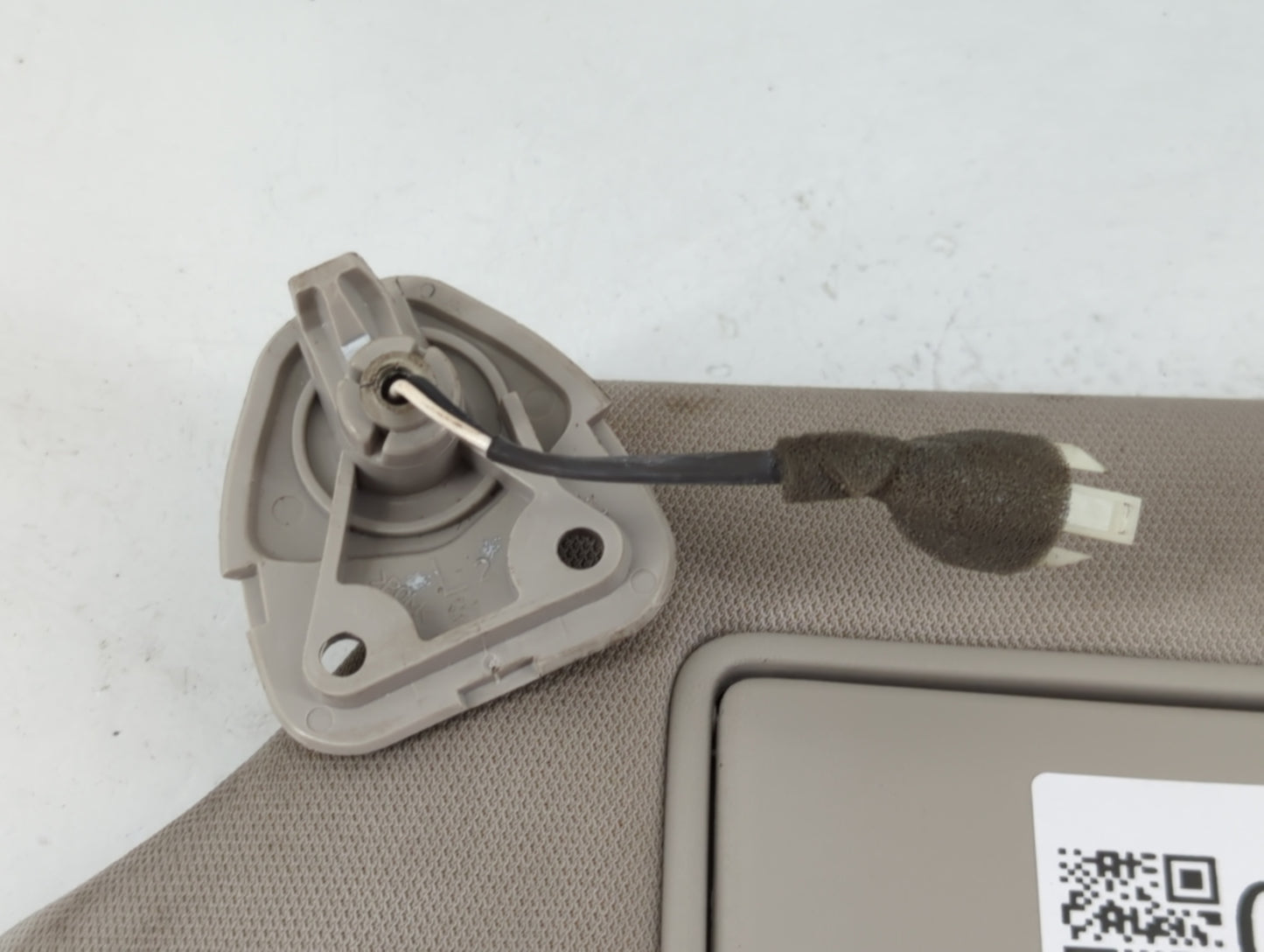 2013-2018 Nissan Altima Sun Visor Shade Replacement Driver Left Mirror Fits Fits 2013 2014 2015 2016 2017 2018 OEM Used Auto