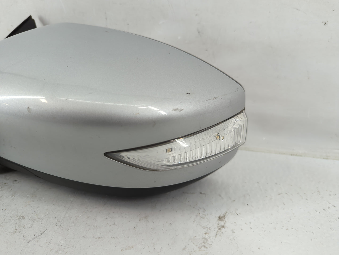 2013-2018 Nissan Altima Driver Side View Mirror - Left Door Mirror OEM Used - Oemusedautoparts1.com