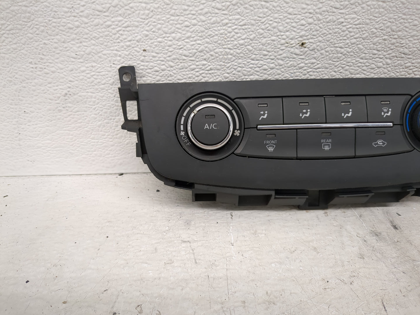 2016-2018 Nissan Altima Climate Control Module Temperature AC/Heater Replacement Fits Fits 2016 2017 2018 OEM Used Auto Part