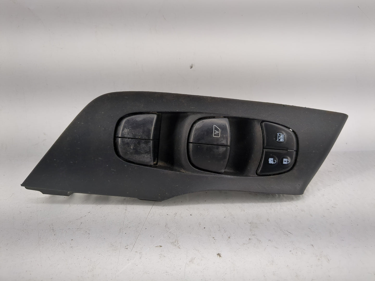 2013-2018 Nissan Altima Master Power Window Switch Replacement Driver Side Left P/N:25401 3TA5A Fits OEM Used Auto Parts - O