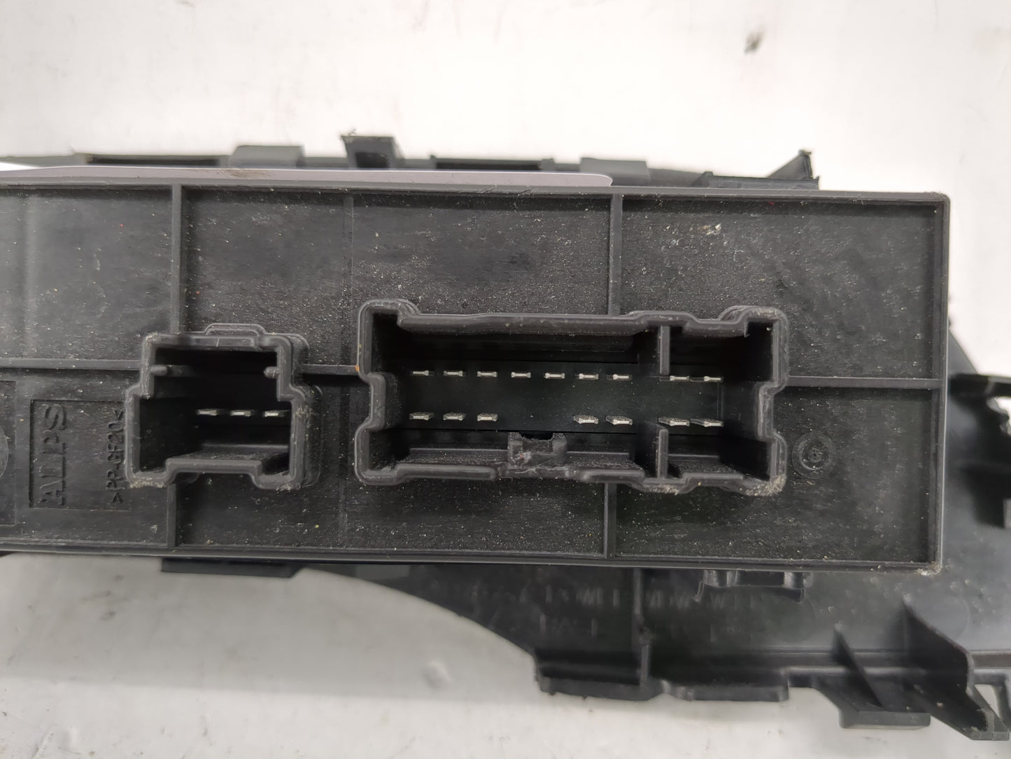 2013-2018 Nissan Altima Master Power Window Switch Replacement Driver Side Left P/N:25401 3TA5A Fits OEM Used Auto Parts - O