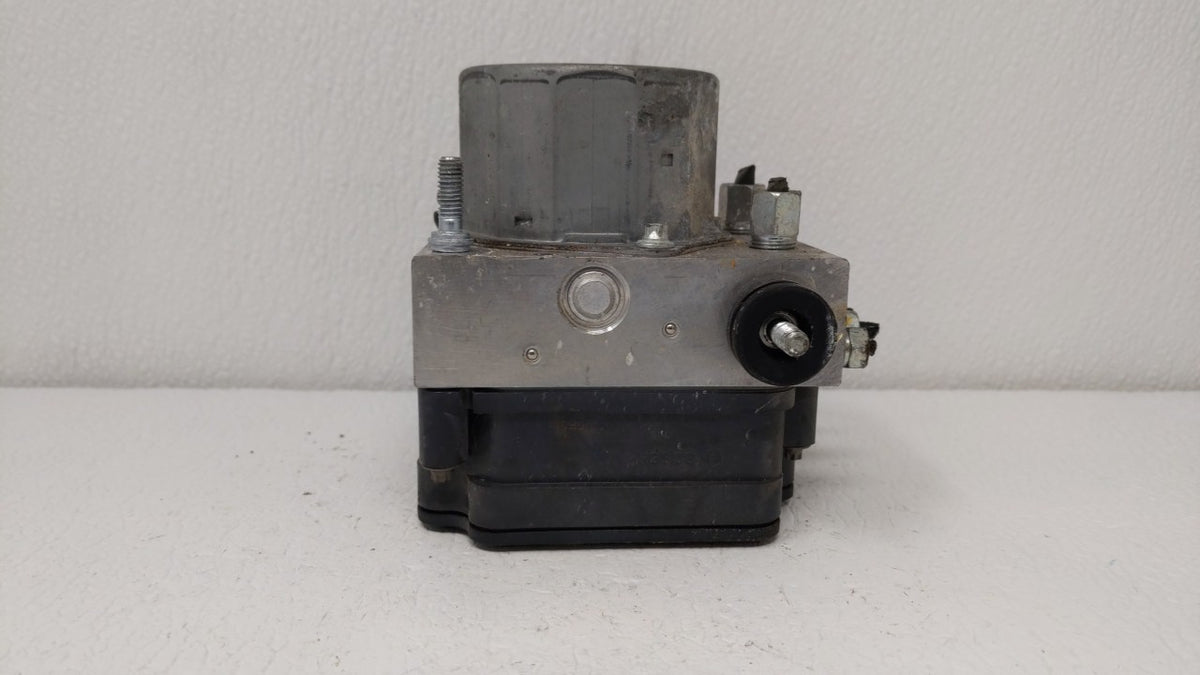 2017-2018 Nissan Altima Anti-Lock Brake ABS Pump Module Actuator OEM P/N:47600 9HU0A Fits Fits 2017 2018 OEM Used Auto Parts
