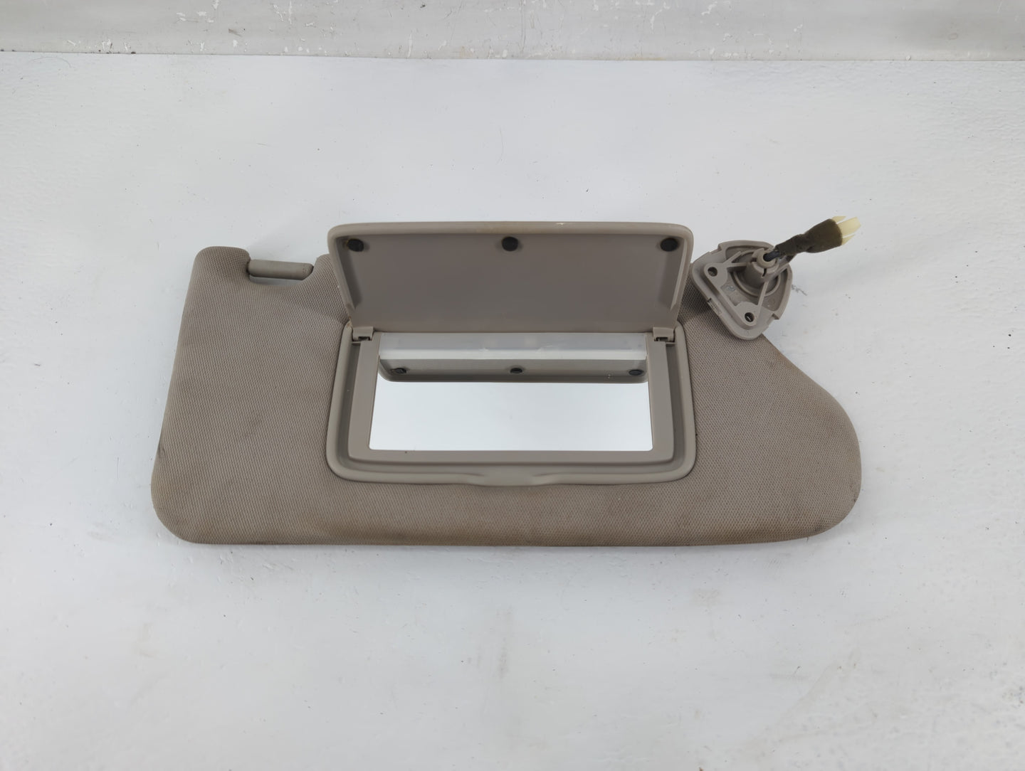 2013-2018 Nissan Altima Sun Visor Shade Replacement Passenger Right Mirror Fits Fits 2013 2014 2015 2016 2017 2018 OEM Used 