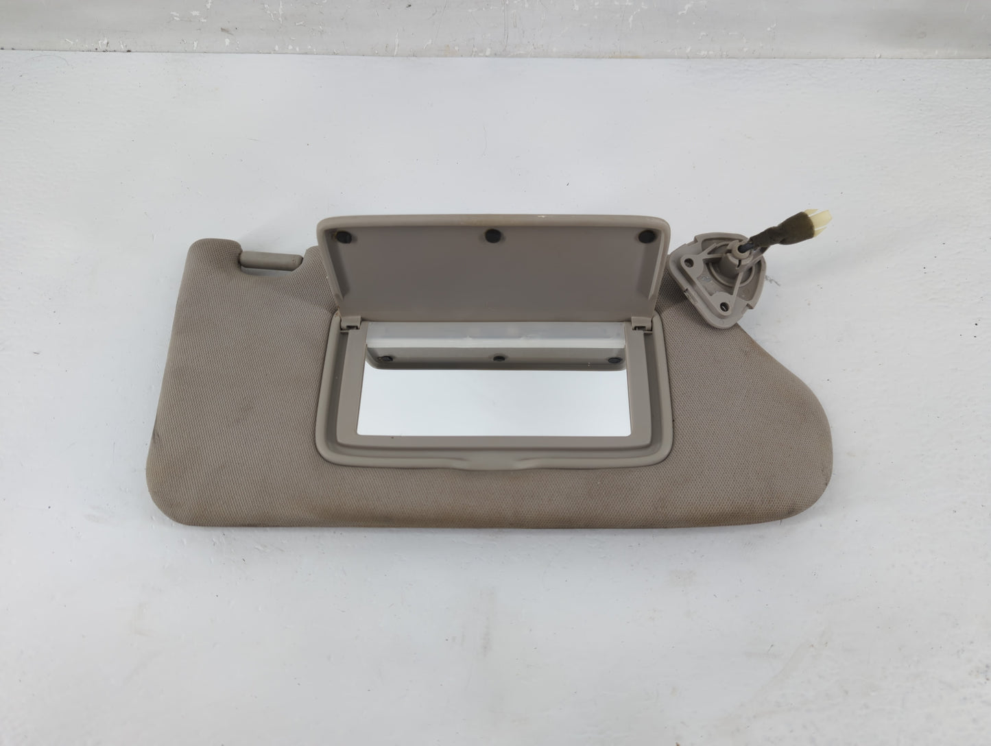 2013-2018 Nissan Altima Sun Visor Shade Replacement Passenger Right Mirror Fits Fits 2013 2014 2015 2016 2017 2018 OEM Used 