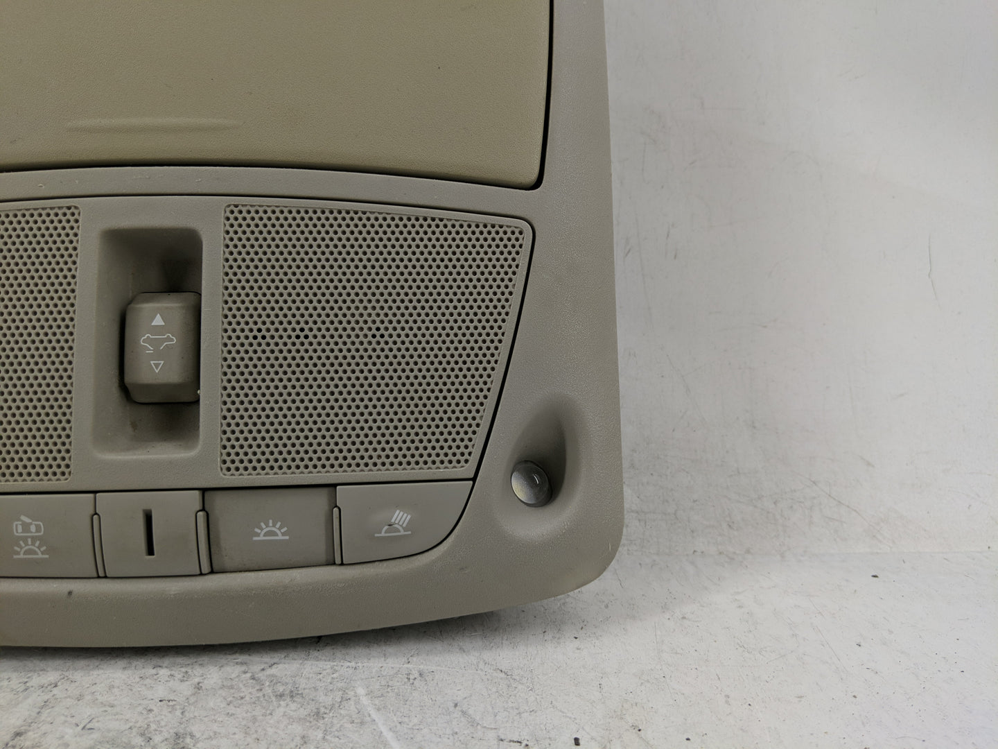 2018 Nissan Altima Overhead Roof Console - Oemusedautoparts1.com