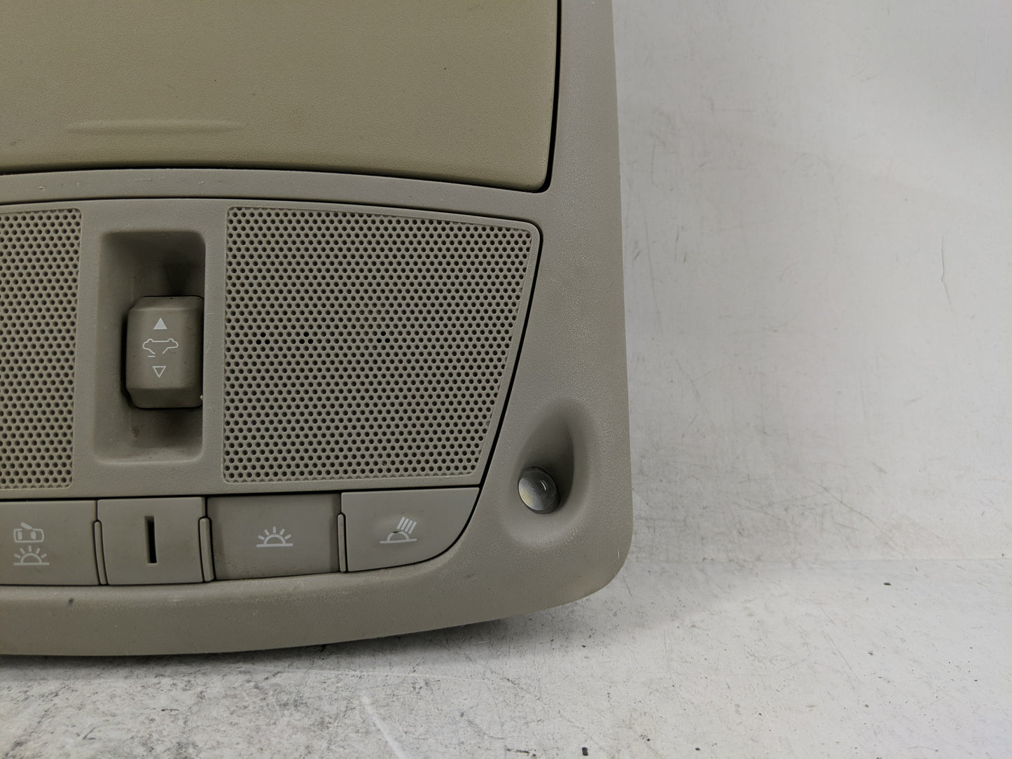 2018 Nissan Altima Overhead Roof Console - Oemusedautoparts1.com