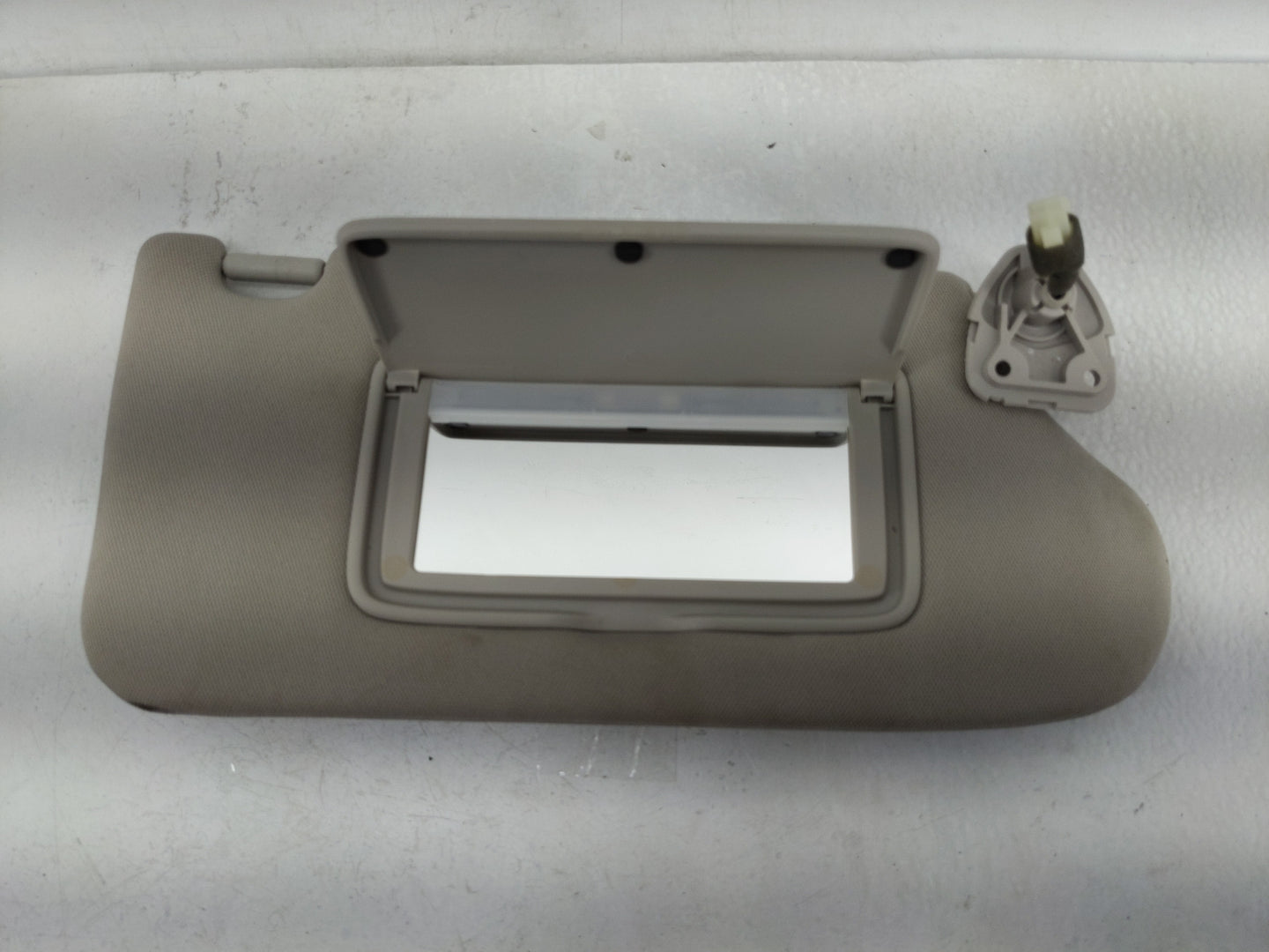 2013-2018 Nissan Altima Sun Visor Shade Replacement Passenger Right Mirror Fits Fits 2013 2014 2015 2016 2017 2018 OEM Used 