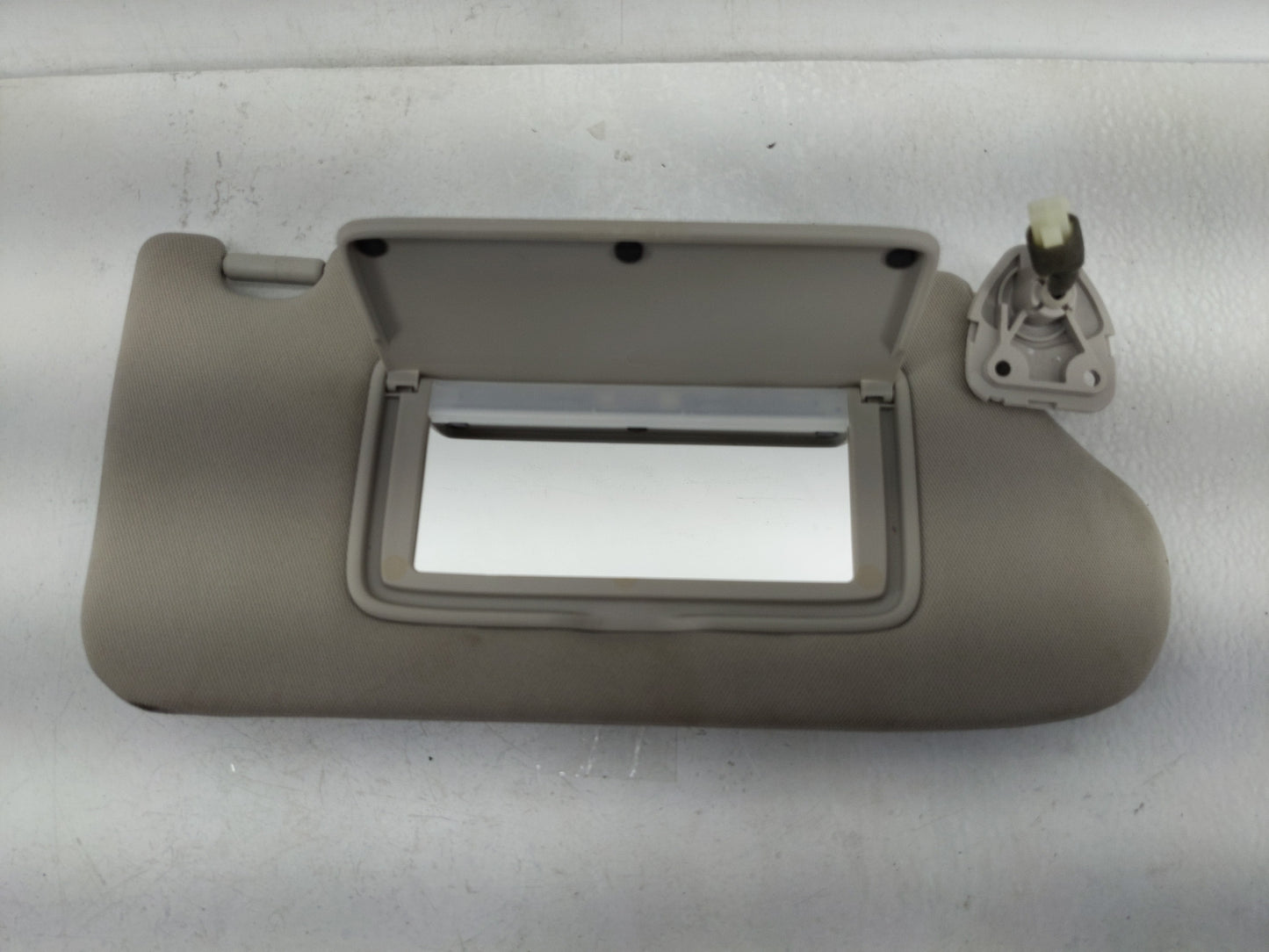 2013-2018 Nissan Altima Sun Visor Shade Replacement Passenger Right Mirror Fits Fits 2013 2014 2015 2016 2017 2018 OEM Used 