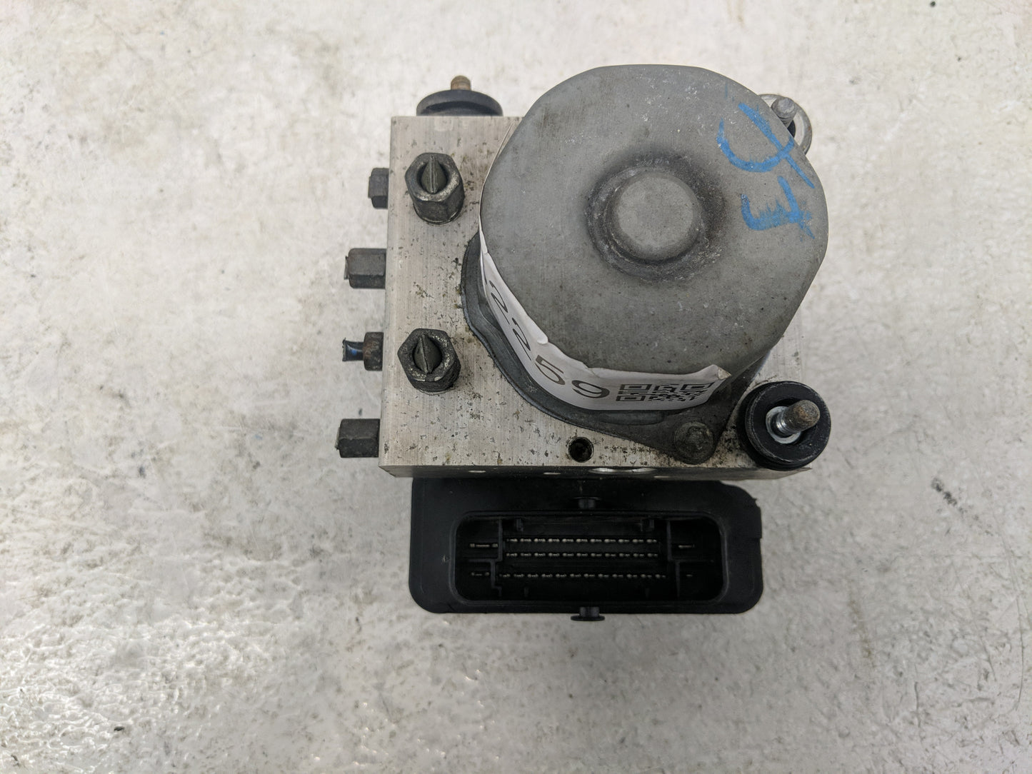 2017-2018 Nissan Altima ABS Pump Control Module Replacement P/N:2265106527 0265956531 Fits Fits 2017 2018 OEM Used Auto Part