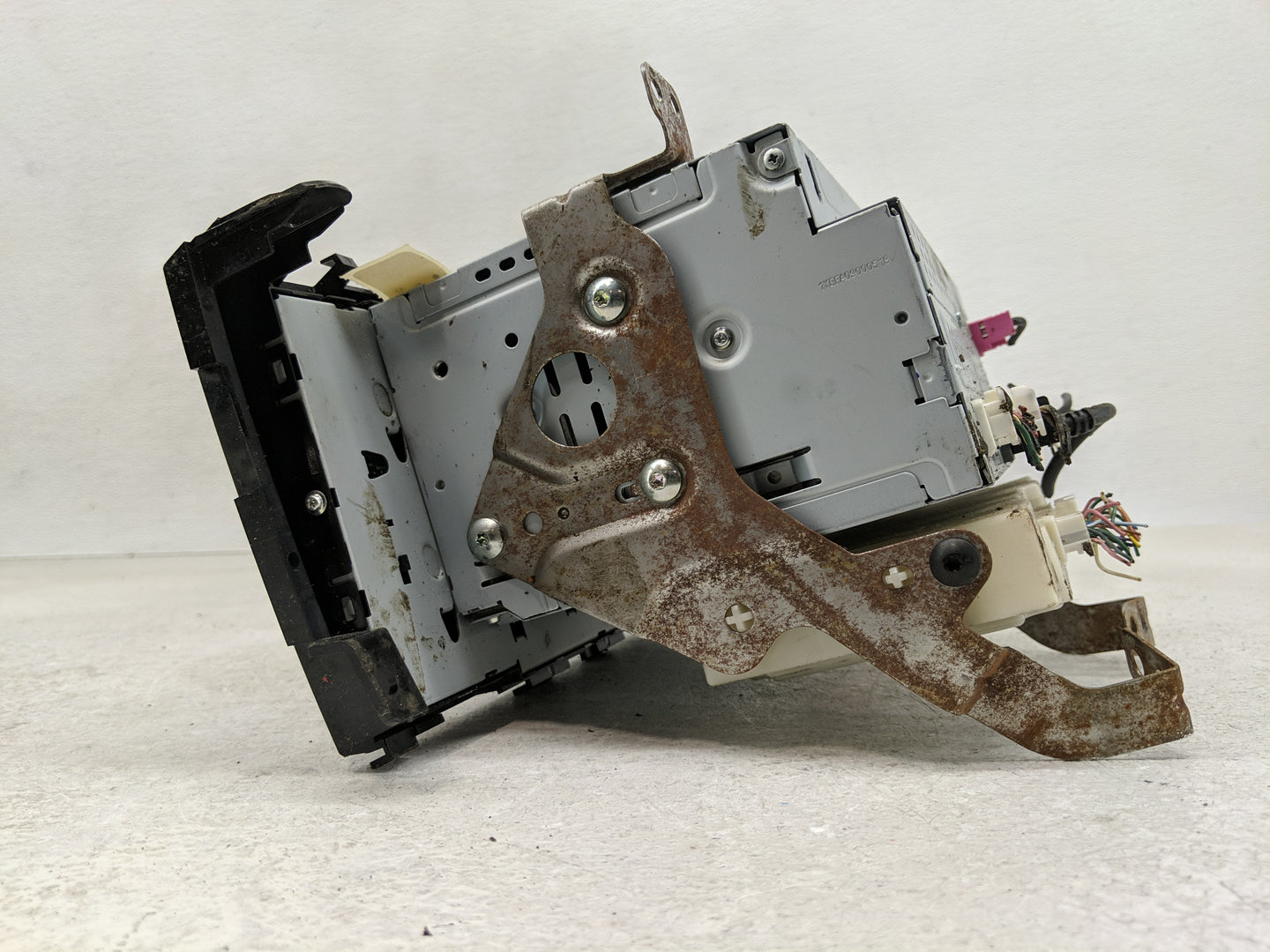 2018 Nissan Altima Radio AM FM Cd Player Receiver Replacement P/N:28185 9HU1C Fits OEM Used Auto Parts - Oemusedautoparts1.c