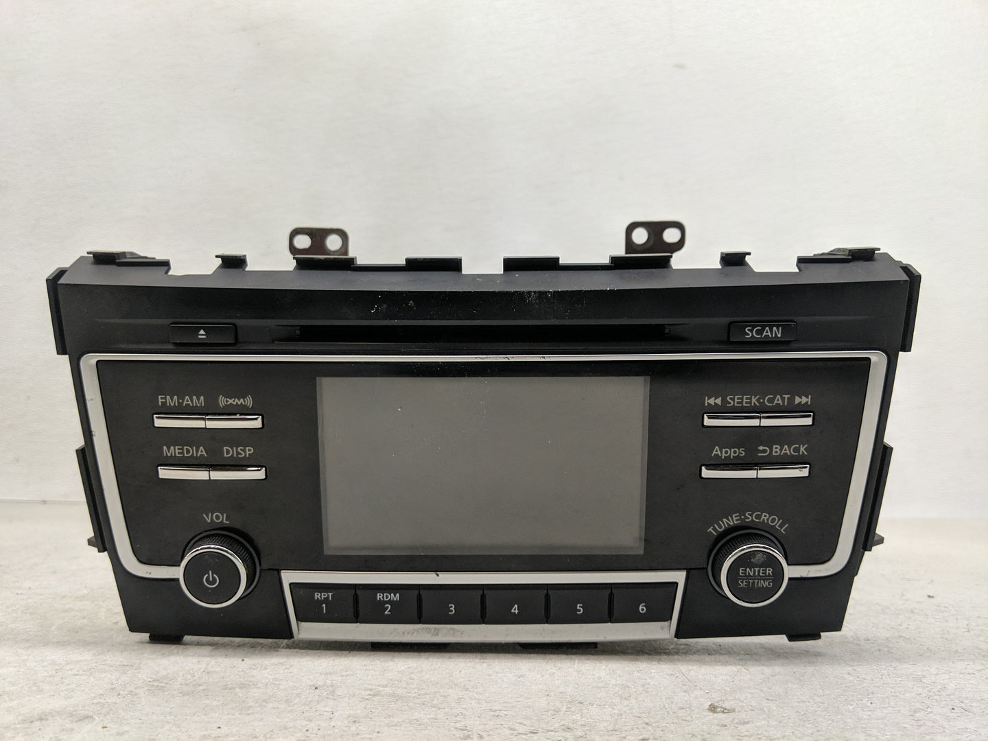 2017-2018 Nissan Altima Radio AM FM Cd Player Receiver Replacement P/N:28185 9HR1C Fits Fits 2017 2018 OEM Used Auto Parts -