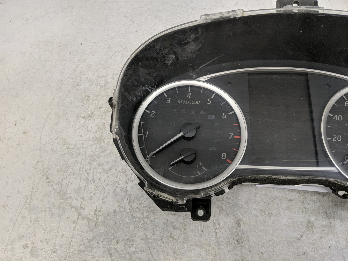 2018 Nissan Altima Instrument Cluster Speedometer Gauges P/N:24810 9HU8A 6H 24810 9HU8A Fits OEM Used Auto Parts - Oemusedau