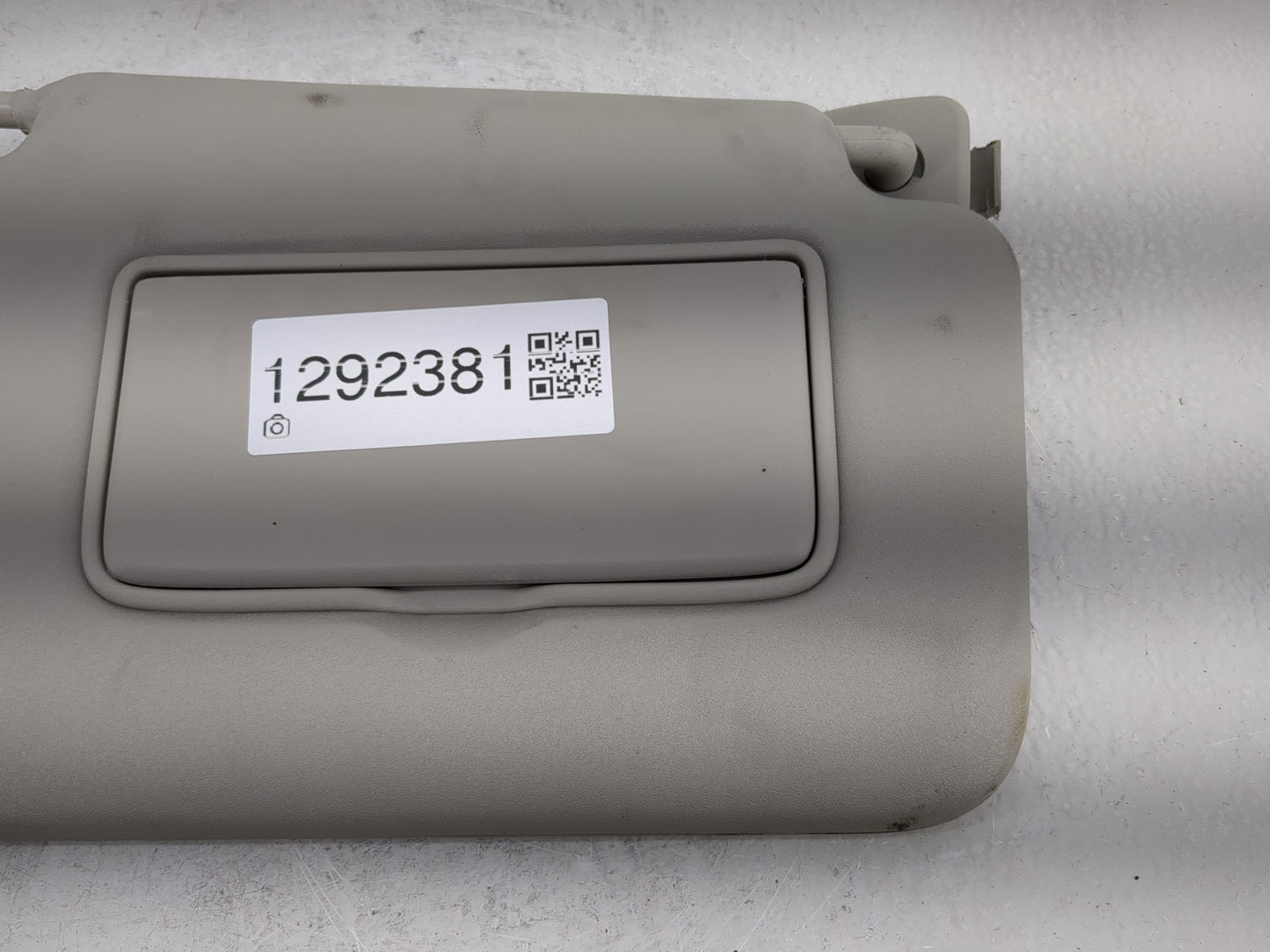 2013-2018 Nissan Altima Sun Visor Shade Replacement Passenger Right Mirror Fits Fits 2013 2014 2015 2016 2017 2018 OEM Used 