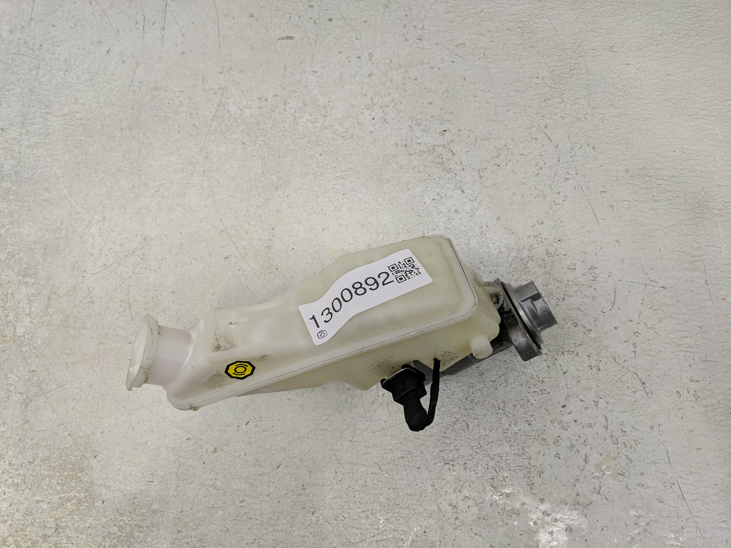 2013-2018 Nissan Altima Brake Master Cylinder 1300892 - Oemusedautoparts1.com