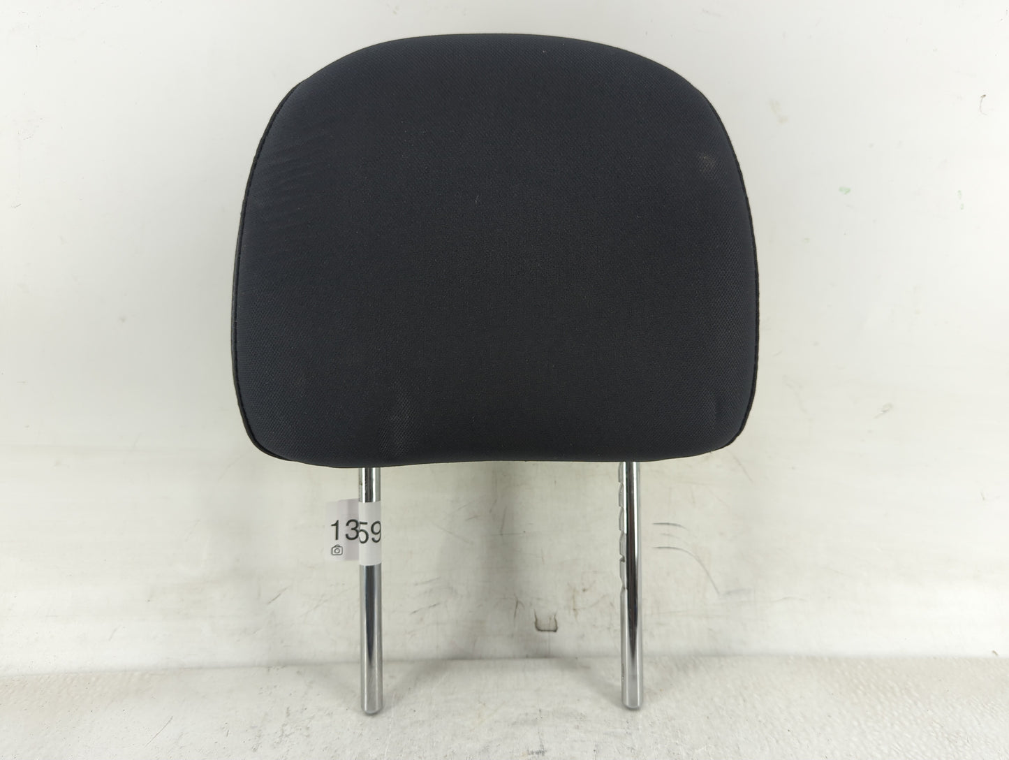 2017-2018 Nissan Altima Headrest Head Rest Front Driver Passenger Seat - Oemusedautoparts1.com