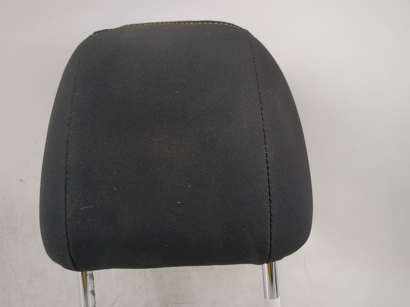 2018-2018 Nissan Altima Headrest Head Rest Front Driver Passenger Seat - Oemusedautoparts1.com