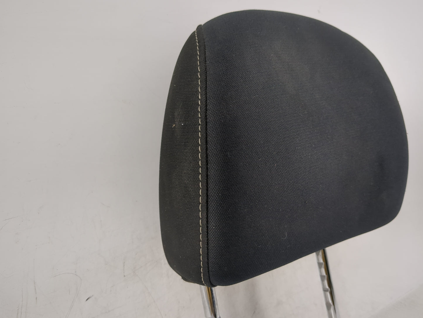 2018 Nissan Altima Headrest Head Rest Front Driver Passenger Seat Fits OEM Used Auto Parts - Oemusedautoparts1.com