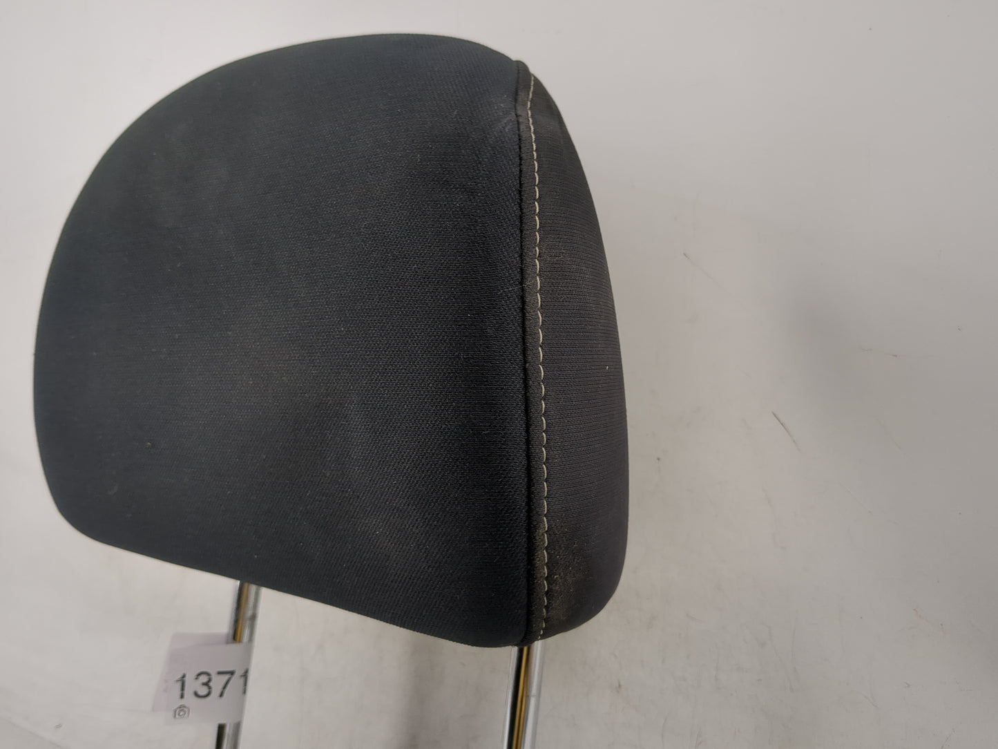 2018 Nissan Altima Headrest Head Rest Front Driver Passenger Seat Fits OEM Used Auto Parts - Oemusedautoparts1.com