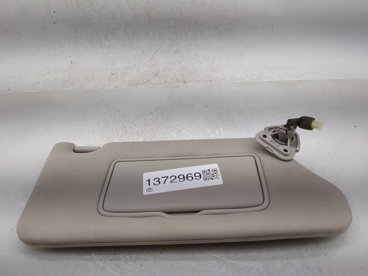 2013-2018 Nissan Altima Sun Visor Shade Replacement Passenger Right Mirror Fits Fits 2013 2014 2015 2016 2017 2018 OEM Used 