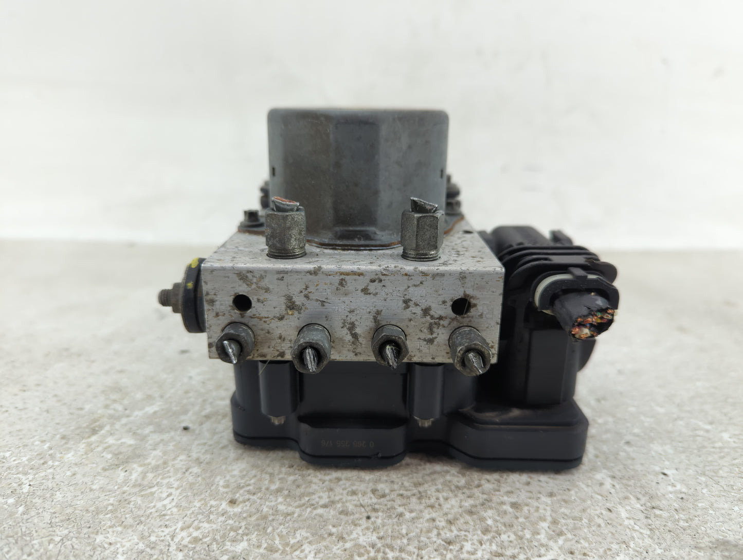 2017-2018 Nissan Altima ABS Pump Control Module Replacement P/N:47660-9HS0A Fits Fits 2017 2018 OEM Used Auto Parts - Oemuse
