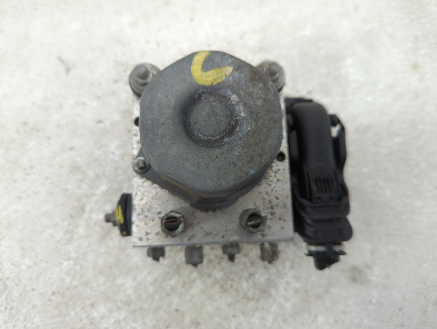 2017-2018 Nissan Altima ABS Pump Control Module Replacement P/N:47660-9HS0A Fits Fits 2017 2018 OEM Used Auto Parts - Oemuse