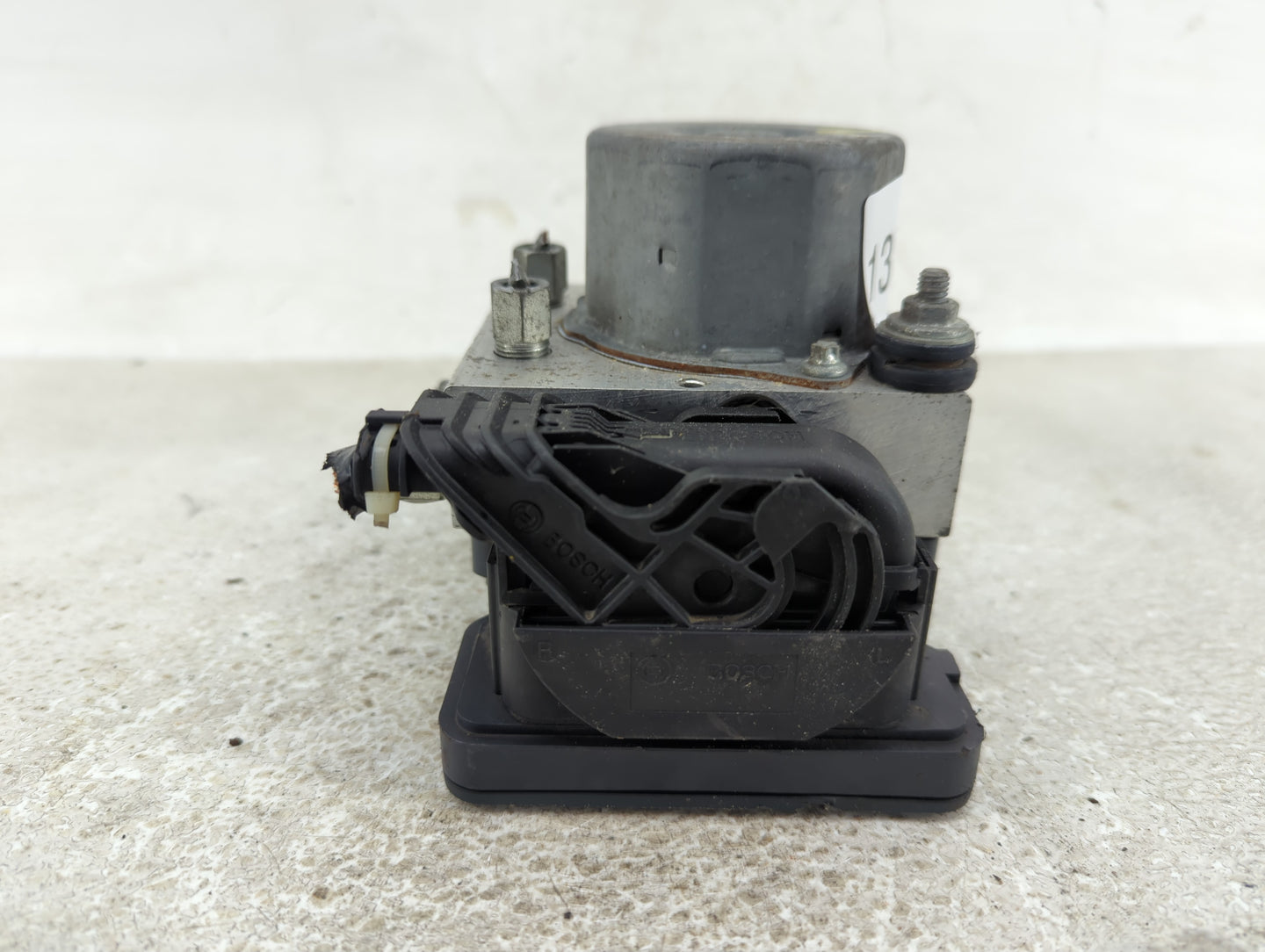 2017-2018 Nissan Altima ABS Pump Control Module Replacement P/N:47660-9HS0A Fits Fits 2017 2018 OEM Used Auto Parts - Oemuse