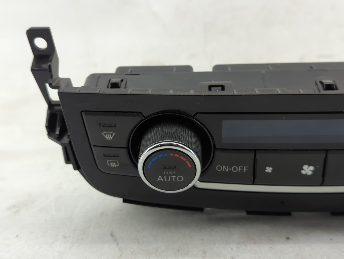 2016-2018 Nissan Altima Climate Control Module Temperature AC/Heater Replacement P/N:27500 9HU0A Fits Fits 2016 2017 2018 OE