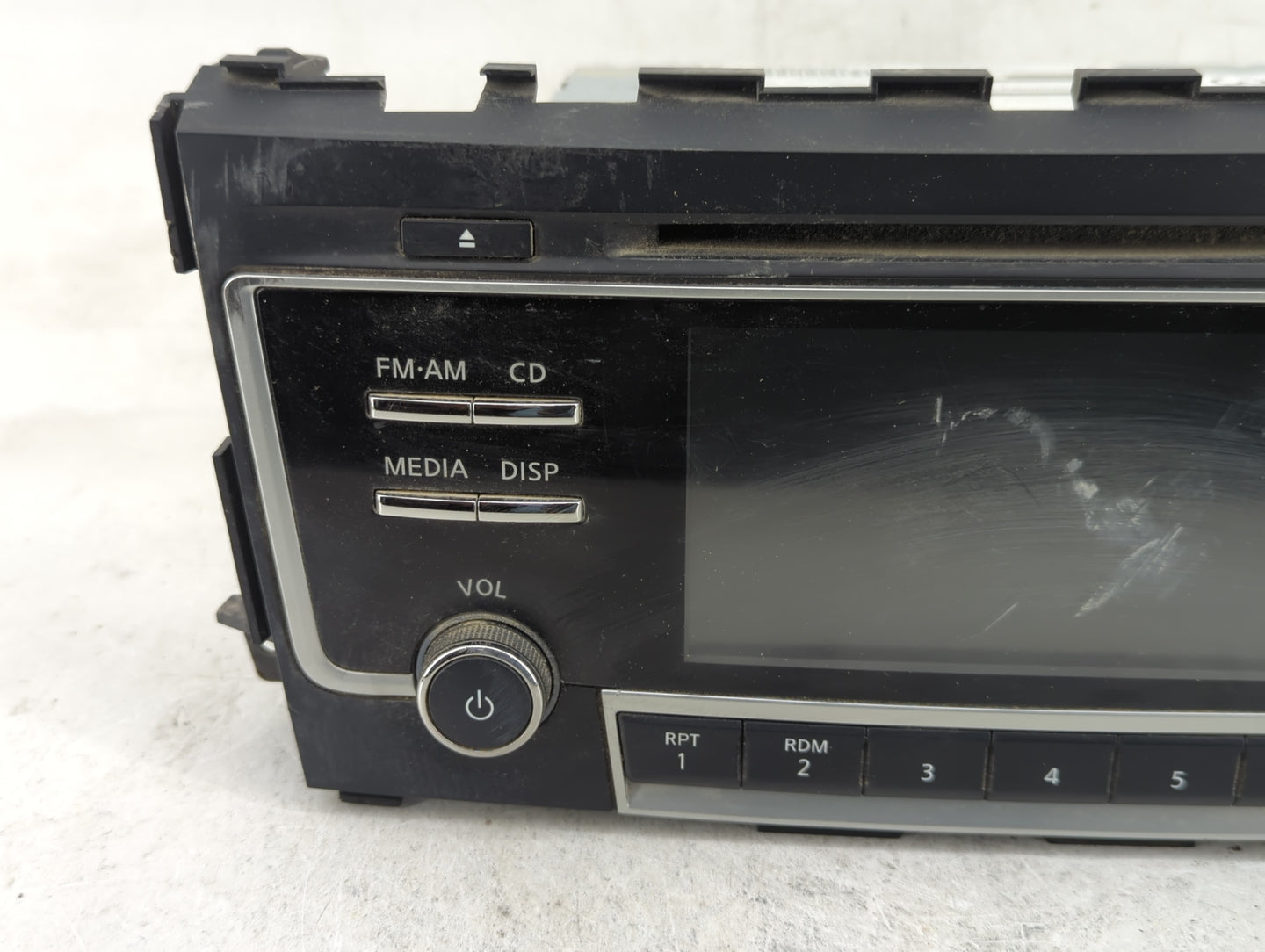 2017-2018 Nissan Altima Radio AM FM Cd Player Receiver Replacement P/N:28185 9HT1A Fits Fits 2017 2018 OEM Used Auto Parts -