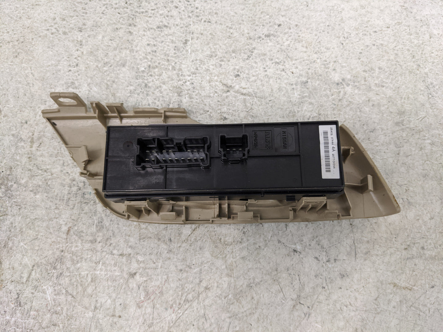 2013-2018 Nissan Altima Master Power Window Switch Replacement Driver Side Left P/N:25401 3TA4A Fits OEM Used Auto Parts - O