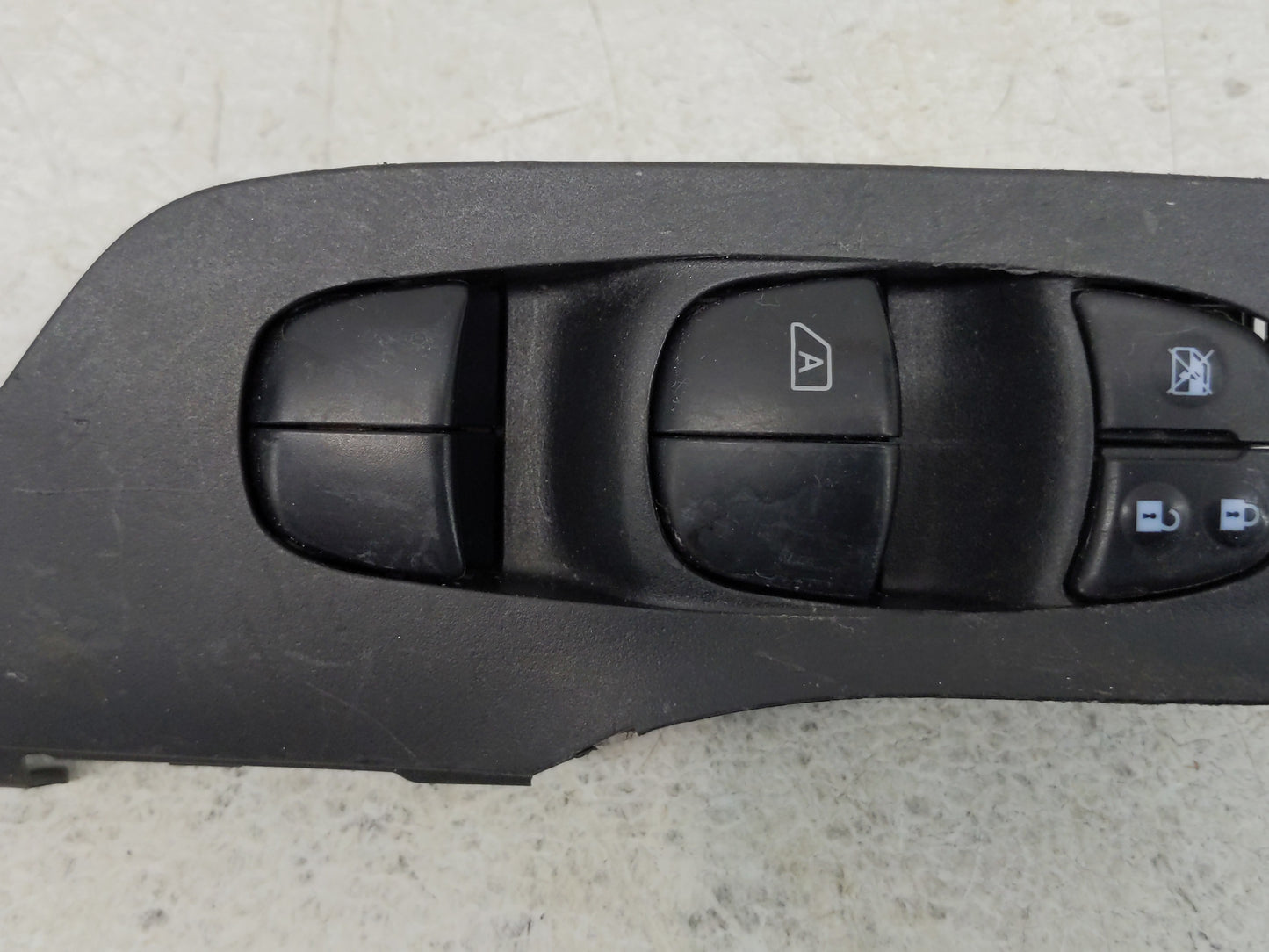 2013-2018 Nissan Altima Master Power Window Switch Replacement Driver Side Left P/N:25401 3TA5A Fits OEM Used Auto Parts - O