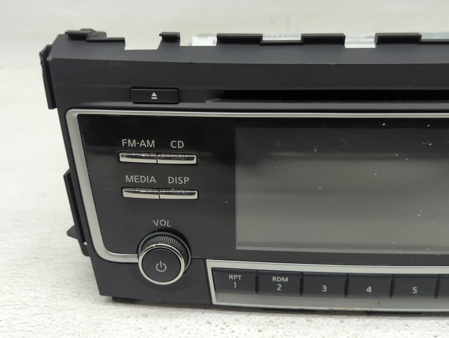 2017-2018 Nissan Altima Radio AM FM Cd Player Receiver Replacement P/N:28185 9HT1A Fits Fits 2017 2018 OEM Used Auto Parts -