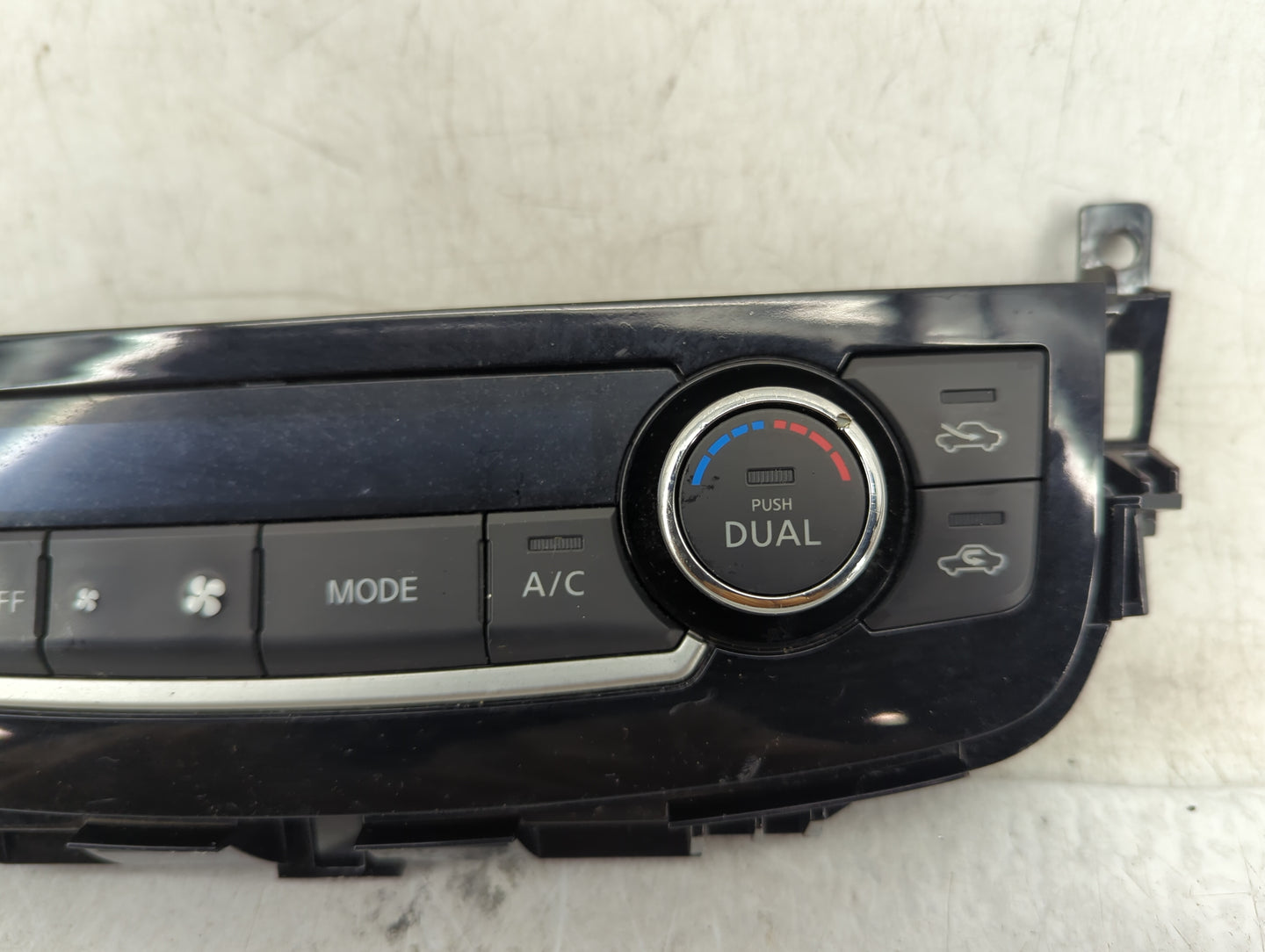 2016-2018 Nissan Altima Climate Control Module Temperature AC/Heater Replacement Fits Fits 2016 2017 2018 OEM Used Auto Part