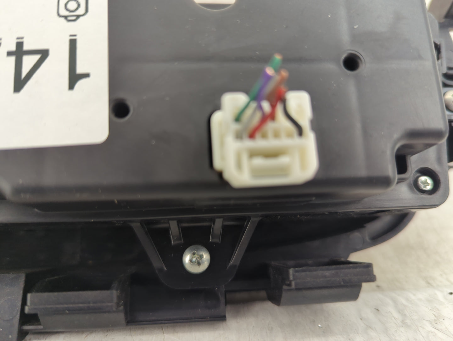 2016-2018 Nissan Altima Climate Control Module Temperature AC/Heater Replacement Fits Fits 2016 2017 2018 OEM Used Auto Part
