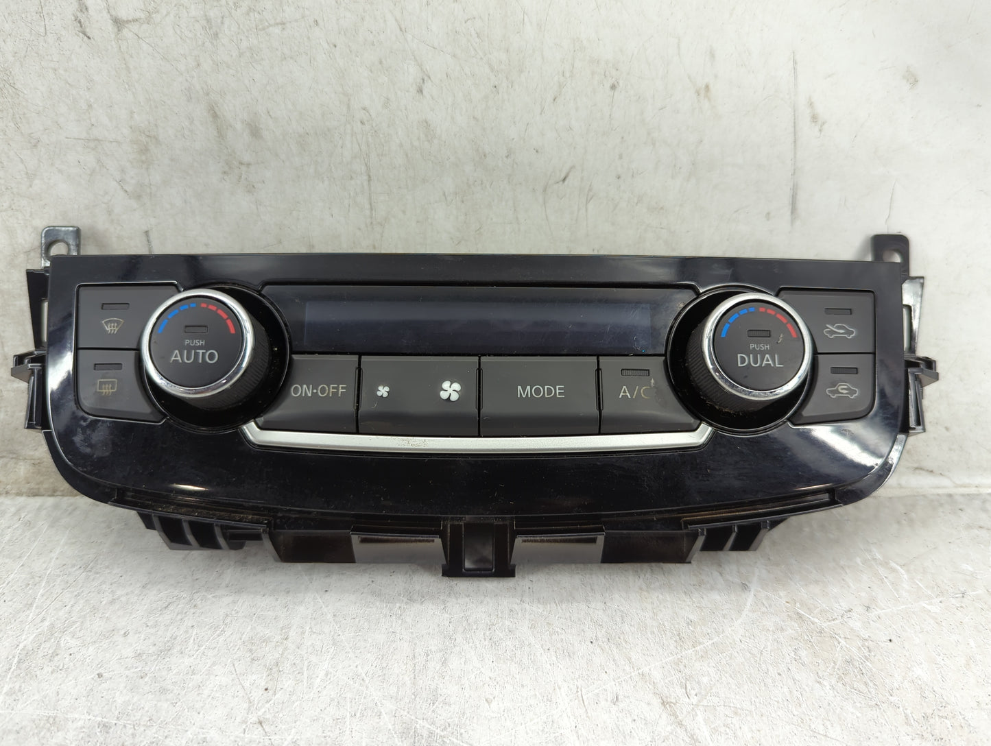 2016-2018 Nissan Altima Climate Control Module Temperature AC/Heater Replacement P/N:27500 9HU0A Fits Fits 2016 2017 2018 OE