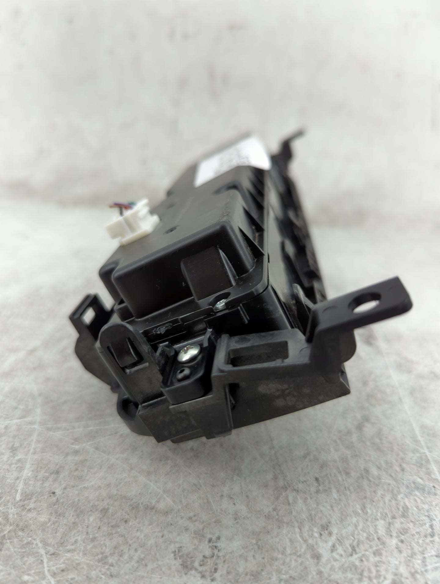 2016-2018 Nissan Altima Climate Control Module Temperature AC/Heater Replacement P/N:27500 9HU0A Fits Fits 2016 2017 2018 OE