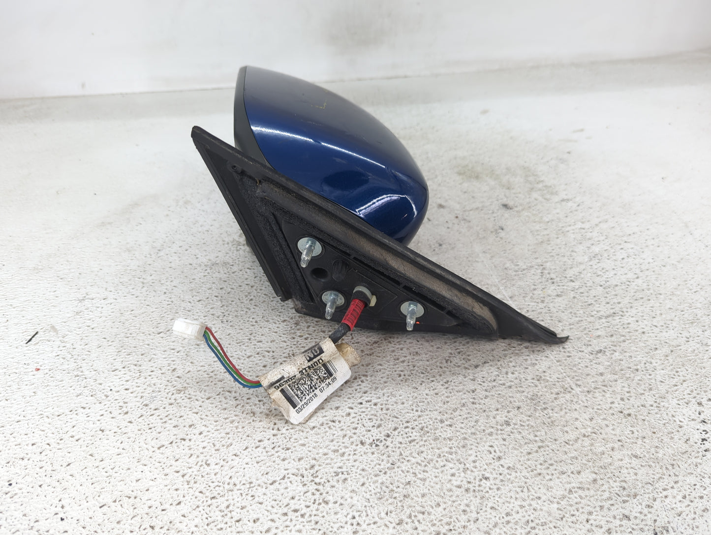 2013-2018 Nissan Altima Driver Side View Mirror - Left Door Mirror OEM Used - Oemusedautoparts1.com