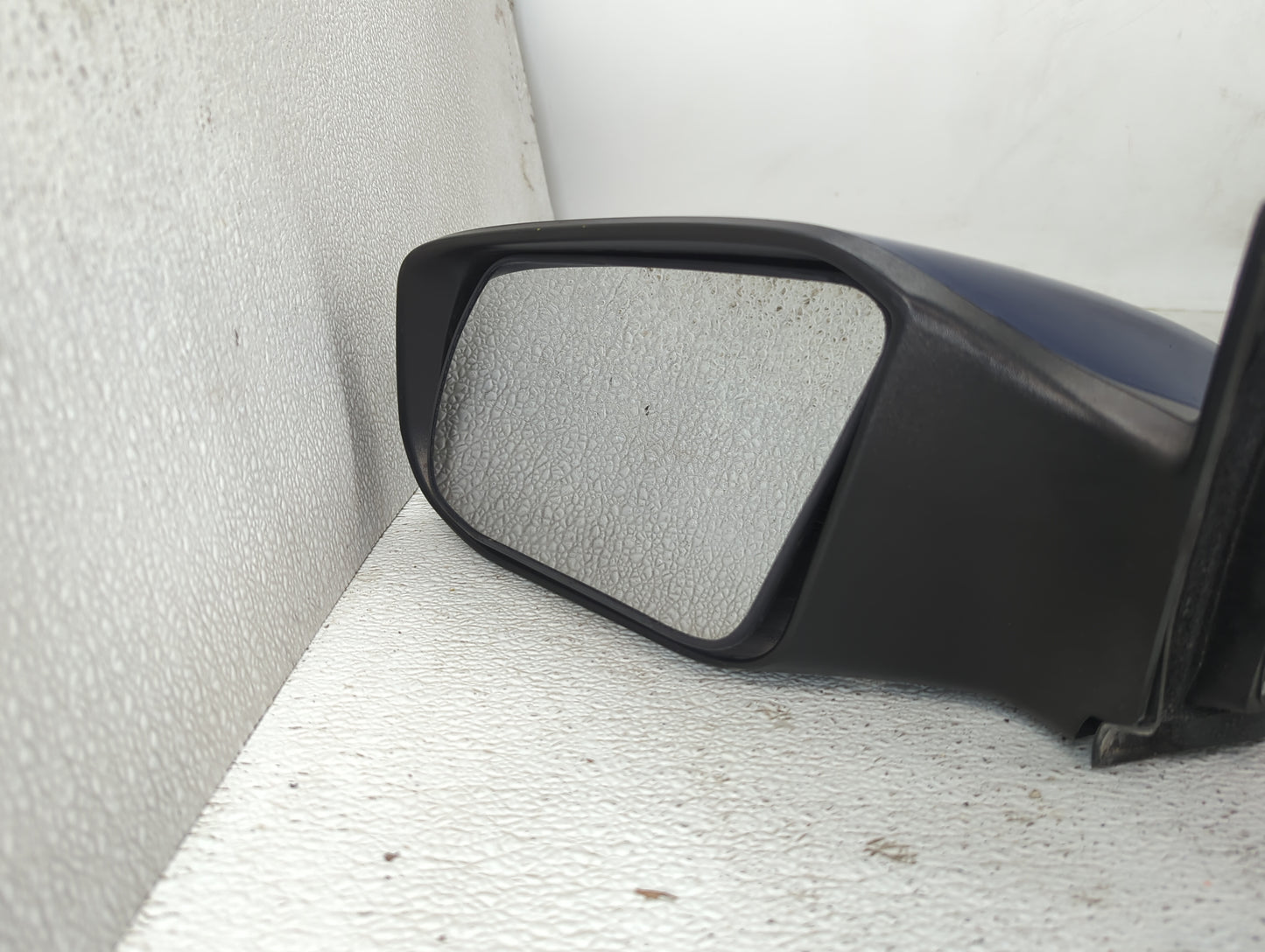 2013-2018 Nissan Altima Driver Side View Mirror - Left Door Mirror OEM Used - Oemusedautoparts1.com