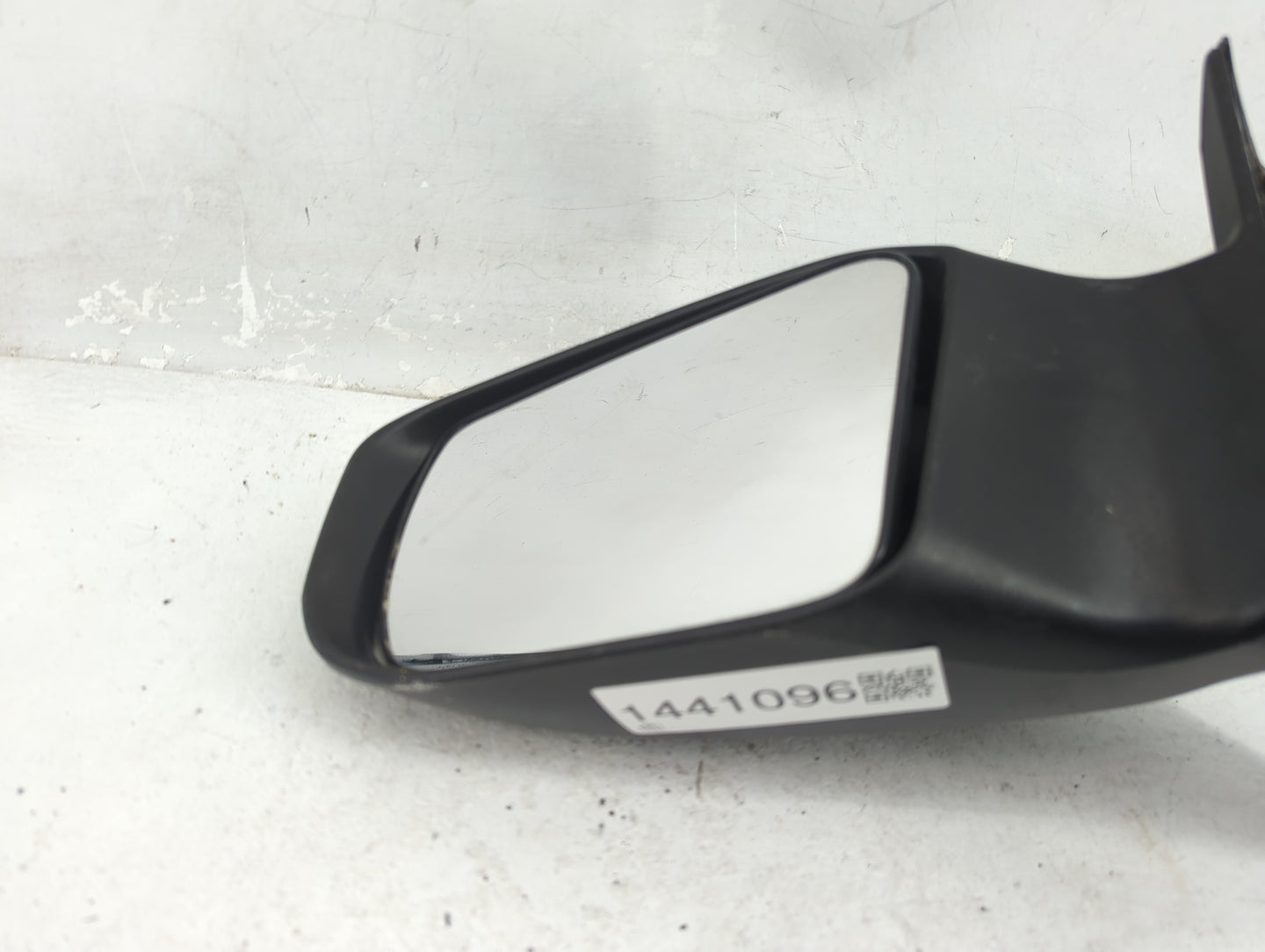 2013-2018 Nissan Altima Driver Side View Mirror - Left Door Mirror OEM Used - Oemusedautoparts1.com