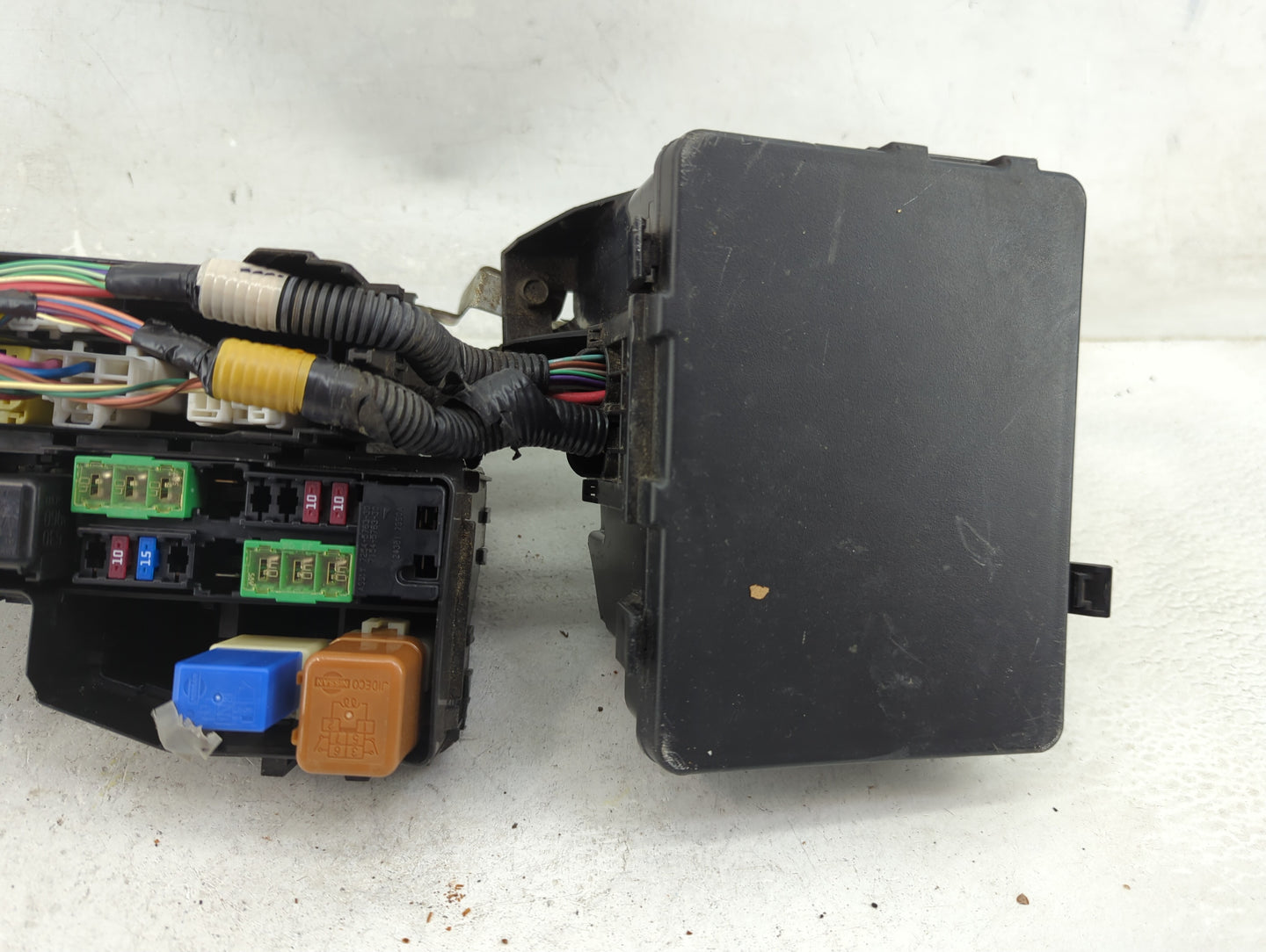 2018 Nissan Altima Fusebox Fuse Box Panel Relay Module Fits OEM Used Auto Parts - Oemusedautoparts1.com